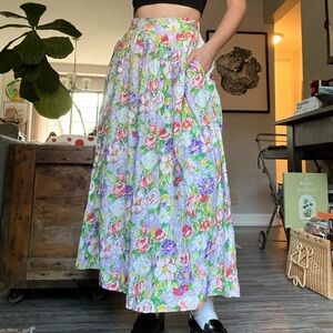 Vintage Floral Print Maxi Skirt